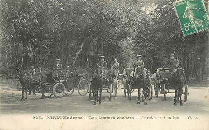   CPA   FRANCE  75 "Paris Moderne,  les femmes cochers"