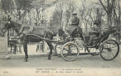   CPA   FRANCE   75   "Paris Moderne,  les femmes  cochers"