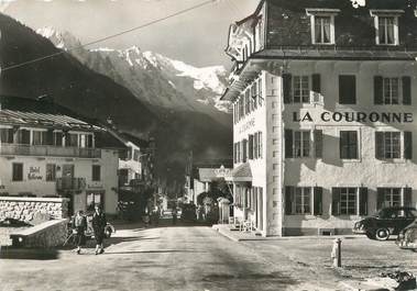 / CPSM FRANCE 74 "Argentières, la rue principale et le Mont Blanc"