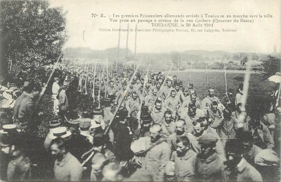 / CPA FRANCE 31 "Toulouse, arrivée des premiers prisonniers allemands en marche vers la ville"