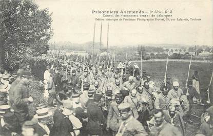 / CPA FRANCE 31 "Toulouse, convoi de prisonniers venant de débarquer" / PRISONNIERS ALLEMANDS