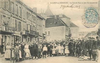 CPA FRANCE  70 "Saint Loup sur Sémouse, la grande rue un jour de manoeuvres"