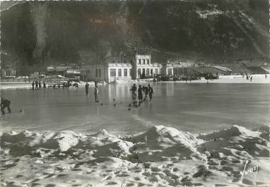 / CPSM FRANCE 74 "Chamonix Mont Blanc, la patinoire"