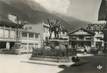 / CPSM FRANCE 74 "Chamonix Mont Blanc, monument Saussure et J. Balmat"