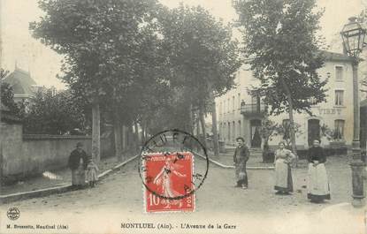 / CPA FRANCE 01 "Montluel, l'avenue de la gare"