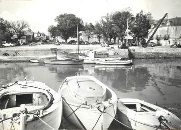 / CPSM FRANCE 85 "Ile de  Noirmoutier, le port"