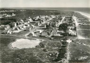 / CPSM FRANCE 85 "Notre Dame de Monts, vue aérienne, les villas sur la côte"