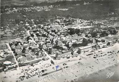 / CPSM FRANCE 85 "Saint Jean de Monts, vue aérienne, la plage"