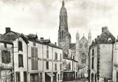 85 Vendee / CPSM FRANCE 85 "Saint Laurent sur Sèvre, rue de l'église et la basilique"