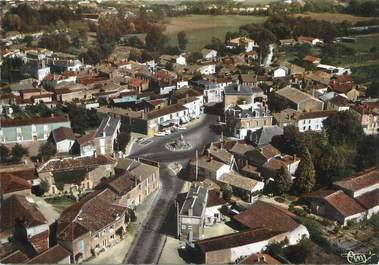 / CPSM FRANCE 85 "Sainte Hermine, vue générale aérienne"