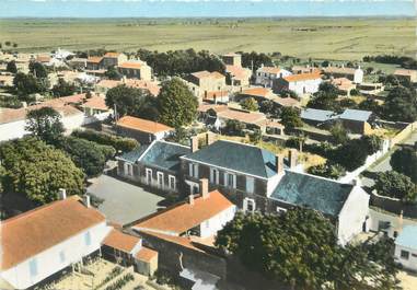 / CPSM FRANCE 85 "Sainte Radegonde des Noyers, la mairie"