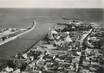 / CPSM FRANCE 85 "Les Sables d'Olonne, l'entrée du port, la tour d'Arundel"