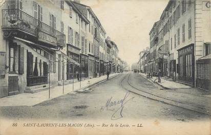 / CPA FRANCE 01 "Saint Laurent Les Macon, rue de la Levée "