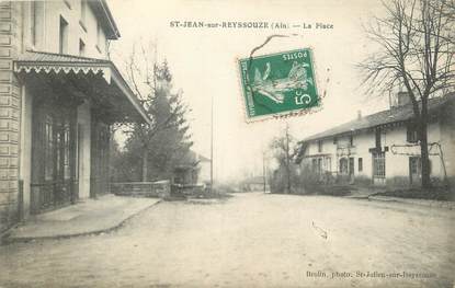 / CPA FRANCE 01 "Saint Jean sur Reyssouze, la place"