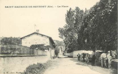 / CPA FRANCE 01 "Saint Maurice de Beynost, la place"