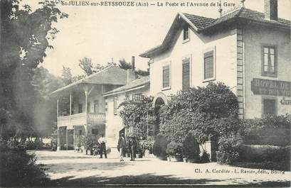 / CPA FRANCE 01 "Saint Julien sur Reyssouze, la poste et l'avenue de la gare"