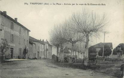 / CPA FRANCE 01 "Treffort, la place"