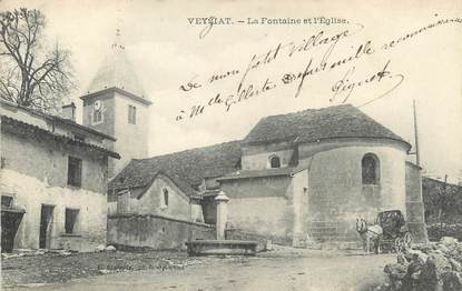 / CPA FRANCE 01 "Veysiat, la fontaine et l'église"