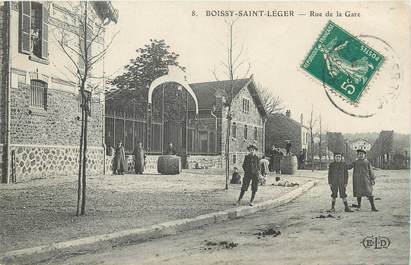 / CPA FRANCE 94 "Boissy Saint Léger, rue de la gare"
