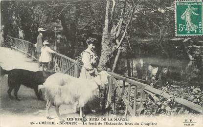 / CPA FRANCE 94 "Créteil Saint Maur, le long de l'Estacade" / CHEVRE