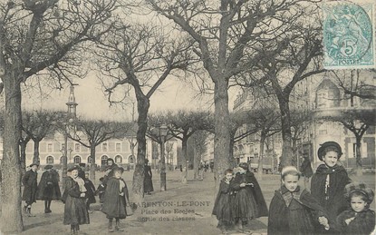 / CPA FRANCE 94 "Charenton Le Pont, place des écoles"