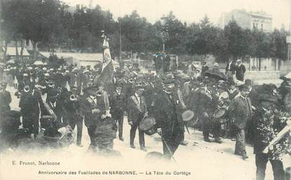 CPA  FRANCE 11 "Anniversaire des Fusillades de Narbonne, la Tête du Cortège"