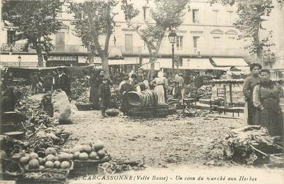 CPA  FRANCE 11 "Carcassonne, un coin du marché aux Herbes"