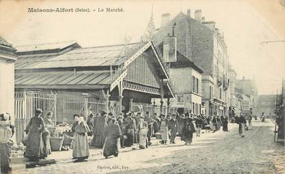 / CPA FRANCE 94 "Maisons Alfort, le marché"