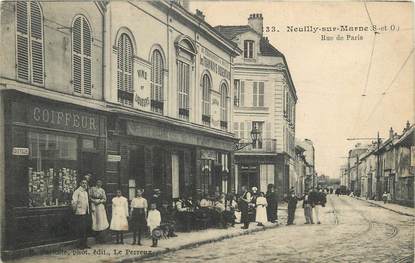 / CPA FRANCE 94 "Neuilly sur Marne, rue de Paris "