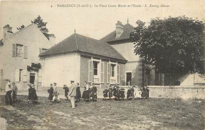 / CPA FRANCE 95 "Margency, la place Louis Muret et l'école"