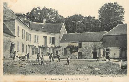 / CPA FRANCE 95 "Louvres, la ferme du Secrétain"