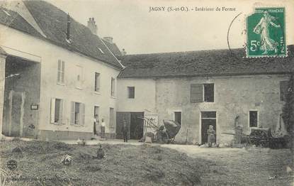 / CPA FRANCE 95 "Jagny, intérieur de Ferme"