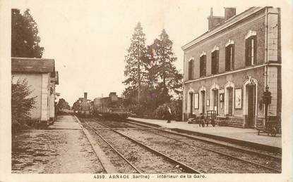 CPA FRANCE 72 "Arnage, intérieur de la gare" / TRAIN