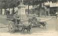 CPA FRANCE 41 "Vendôme, Place d'Armes" / ATTELAGE / VOITURE A CHIEN