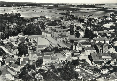 / CPSM FRANCE 88 "Martigny les Bains, le centre et le séminaire"