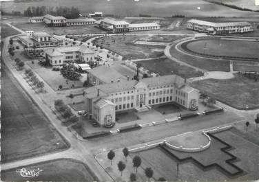 / CPSM FRANCE 88 "Mirecourt, vue aérienne, hôpital psychiatrique de Ravenel"