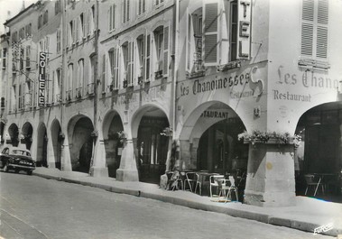 / CPSM FRANCE 88 "Remiremont, grande rue, grande arcades"