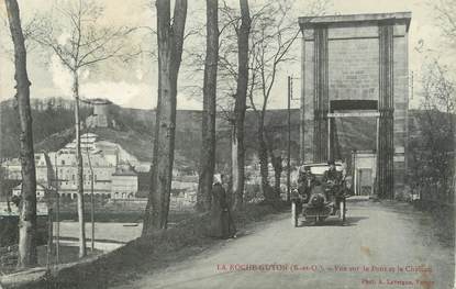 / CPA FRANCE 95 "La Roche Guyon, vue sur le pont et le château"