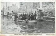 92 Haut De Seine / CPA FRANCE 92 "Rueil, transport des habitants" / INONDATIONS 1910