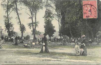 / CPA FRANCE 92 "Saint Cloud, le parc"