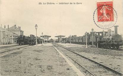 CPA FRANCE 36 "La Châtre, intérieur de la gare" / TRAIN