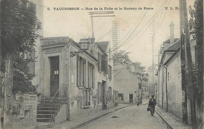 / CPA FRANCE 92 "Vaucresson, rue de la Folie et le bureau de poste"