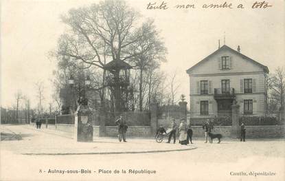 / CPA FRANCE 93 "Aulnay sous Bois, place de la République"