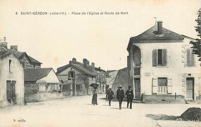 CPA FRANCE 44 "Saint Géréon, place de l'Eglise et route de Nort"