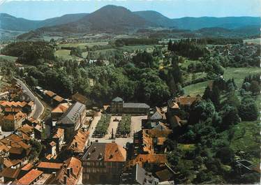 / CPSM FRANCE 88 "Senones, la place du château et vue panoramique vers le Hantz"