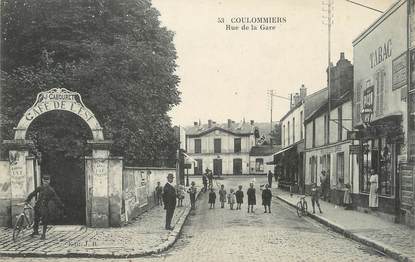/ CPA FRANCE 77 "Coulommiers, rue de la gare"