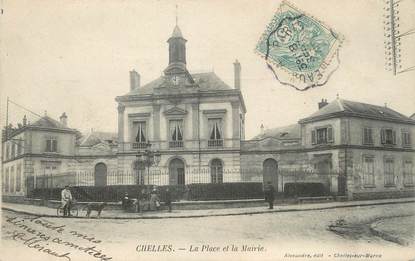 / CPA FRANCE 77 "Chelles, la place et la mairie"