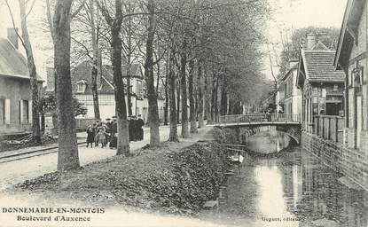 / CPA FRANCE 77 "Donnemarie en Montois, Boulevard d'Auxence"