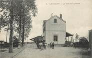 77 Seine Et Marne / CPA FRANCE 77 "Lieusaint, la gare et l'avenue"