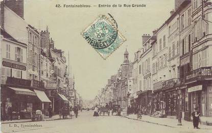 / CPA FRANCE 77 "Fontainebleau, entrée de la rue Grande"